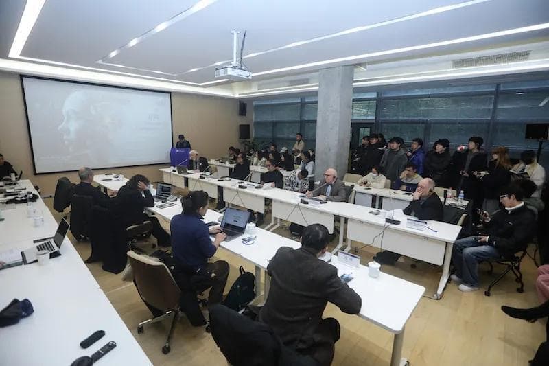 圆桌｜“艺术、科技与教育”论坛：艺术教育的本质是什么