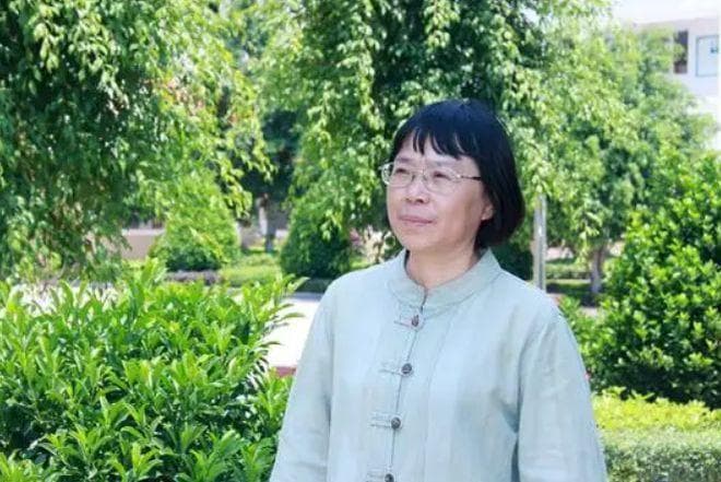 回顾：张桂梅送考12年，身患23种疾病，却帮1804个姑娘圆大学梦