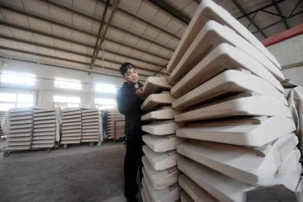 河北饶阳：十余道工序制作扬琴 产品远销海内外
