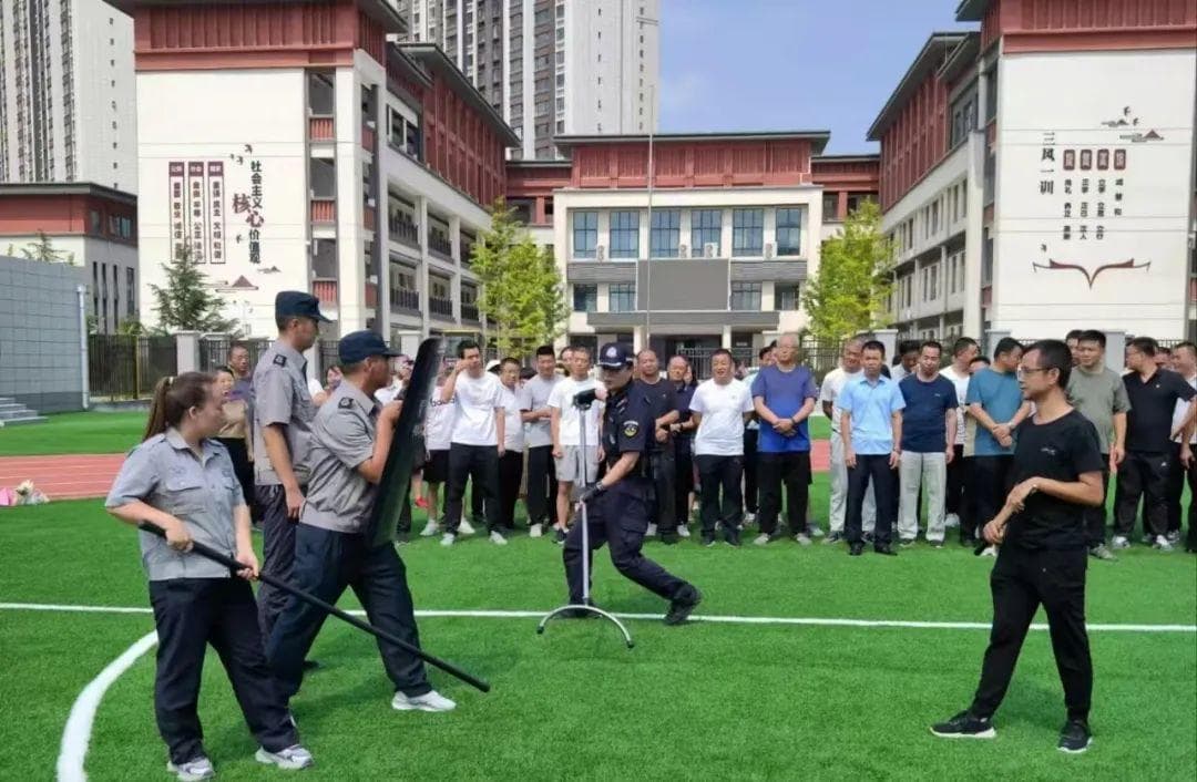 百千工程·主防警务丨密织“三张网” 铸牢未成年人保护“铜墙铁壁”