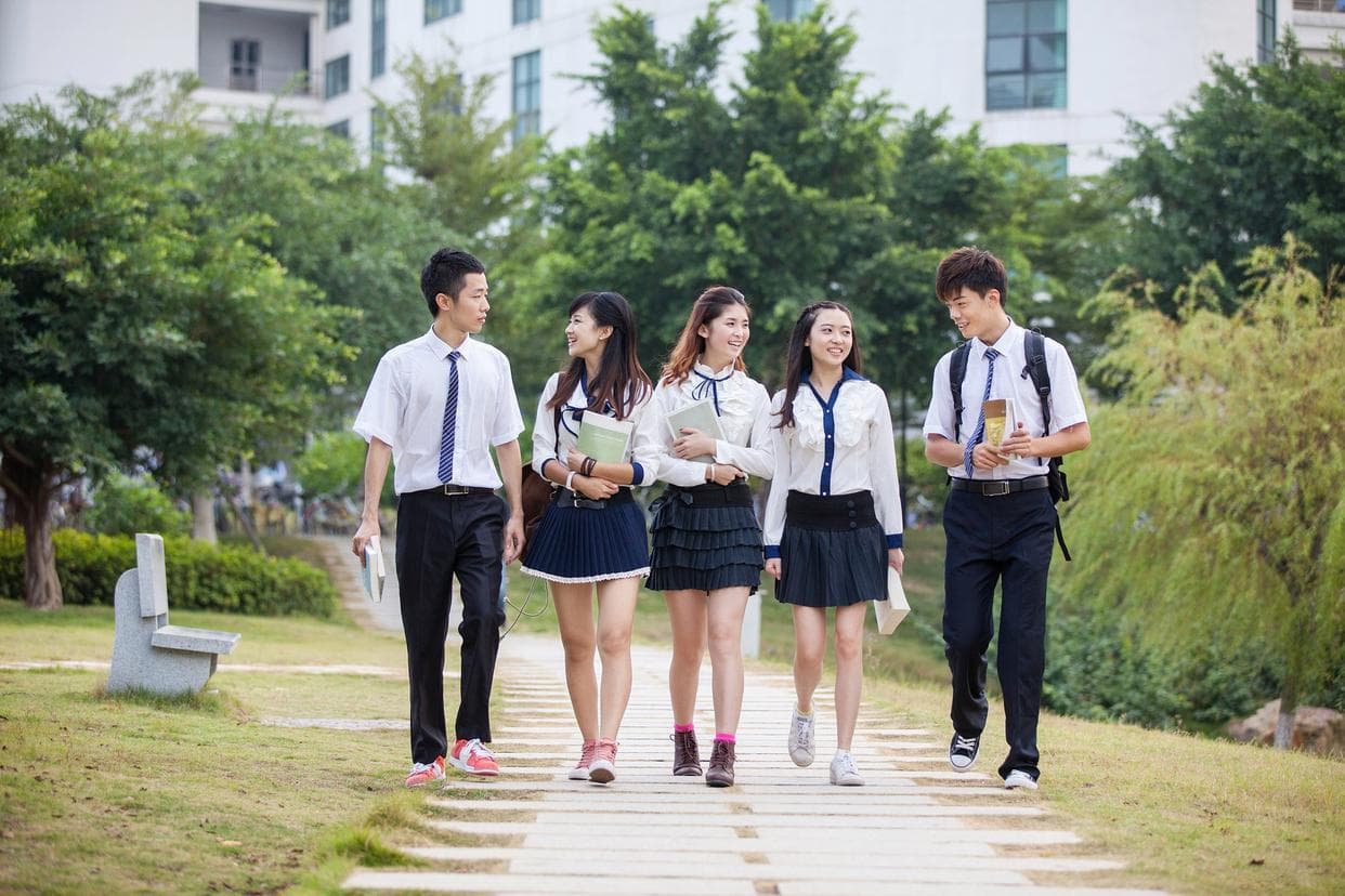 大学新生指南：如何快速适应大学生活