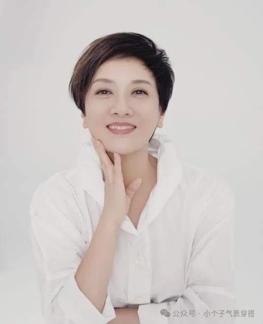 邓婕：身高153cm的她，凭王熙凤一角成名，37年无子