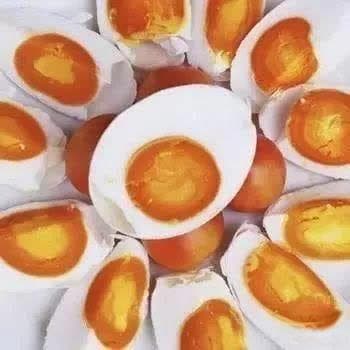 从立夏习俗到餐桌美味：咸鸭蛋里的文化与亲情