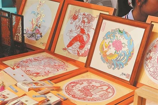 佛山：逛百年庙会 赏最潮民俗 祖庙庙会一连四天燃动全城