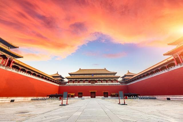 从皇宫到博物院：故宫600年文化的传承与创新