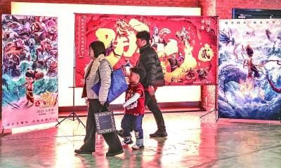 2025年春节档电影市场：票房破95亿，观影人次超1.87亿