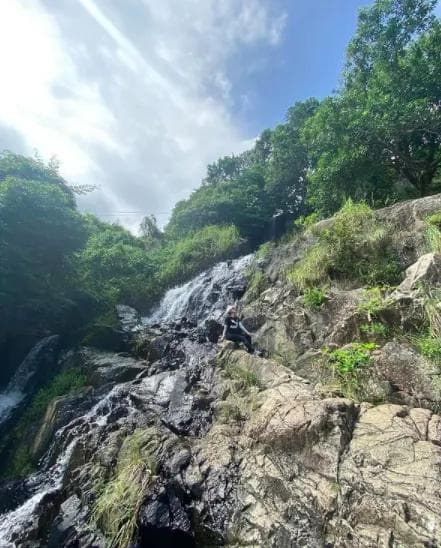 香港六大瀑布全攻略：从梧桐寨到龙虎山，夏日消暑胜地推荐