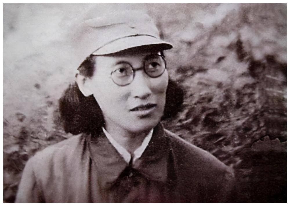 李作鹏夫人董其采：18岁参加革命，建国后授上校，晚年却被开除党籍