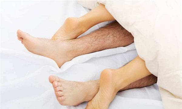 做梦梦到掉进粪坑里是什么意思