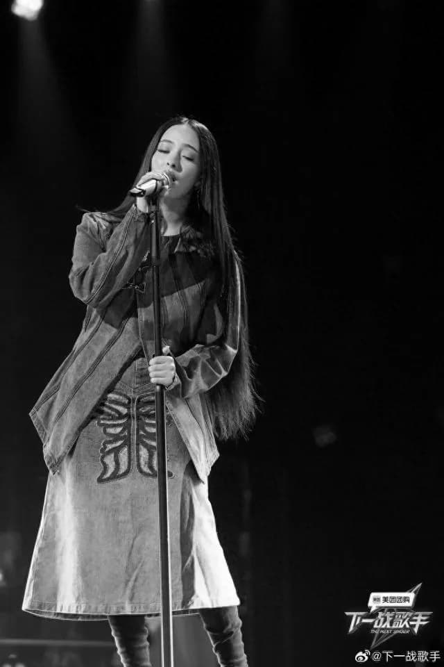 《下一战歌手》：新老歌手同台竞技，经典与创新完美融合