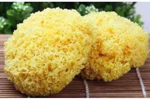 银耳与燕窝：功效、食用方法及挑选指南全解析