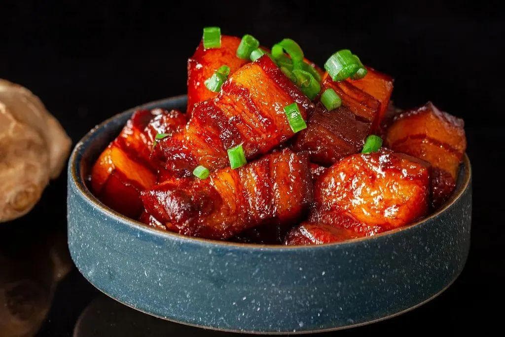 这类让人上瘾的食物，可能比喝油还胖人