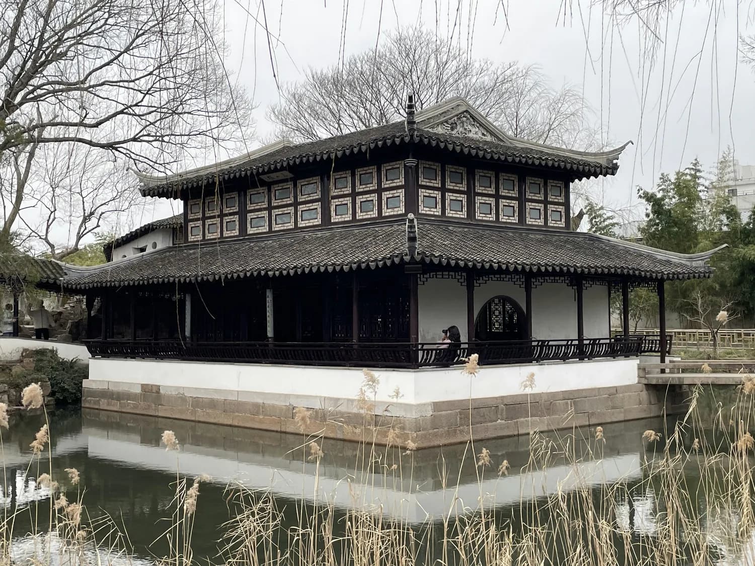拙政园和留园：古诗里的园林美景