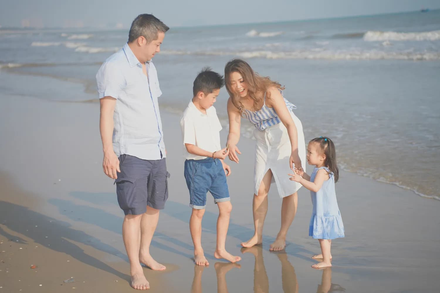 12年婚姻依旧甜蜜，汤盈盈夫妇这样经营幸福
