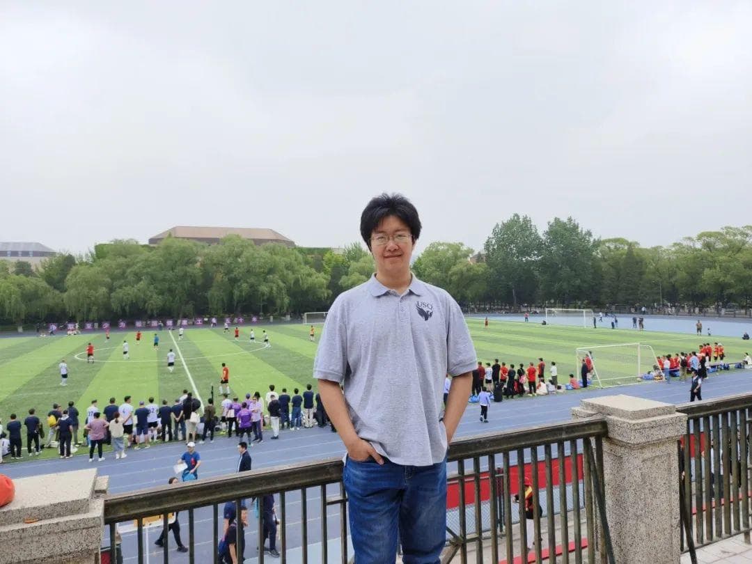 造飞机、开飞机、修飞机，清华毕业生，全了！