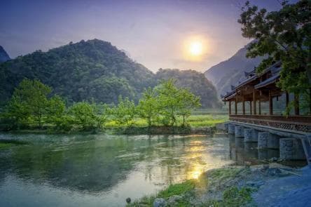云南文山旅游攻略：十大景点全解析
