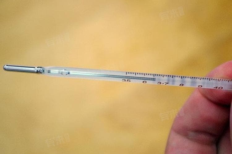 水银温度计的正确使用方法