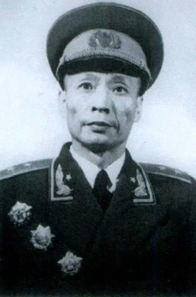 苏静：一个被毛主席破格提拔的开国中将