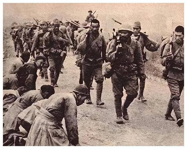 1941年日军洗劫内蒙古王爱召庙！珍宝连运八天！大火烧了半个月！