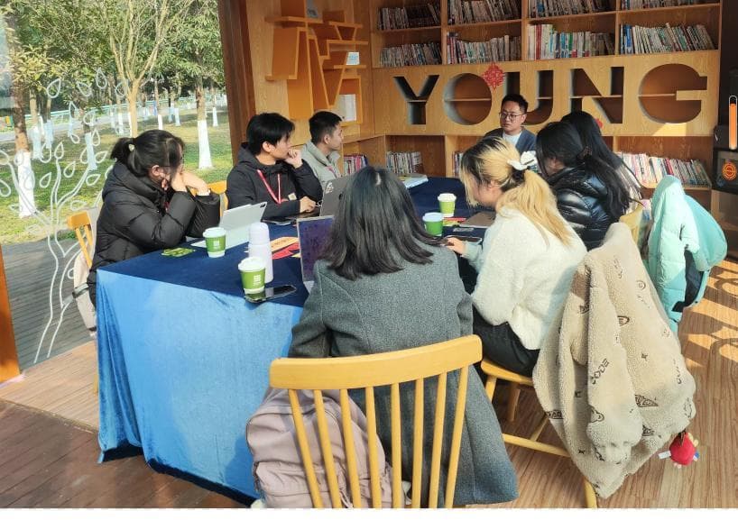 北大学子为“温江造”设计IP形象