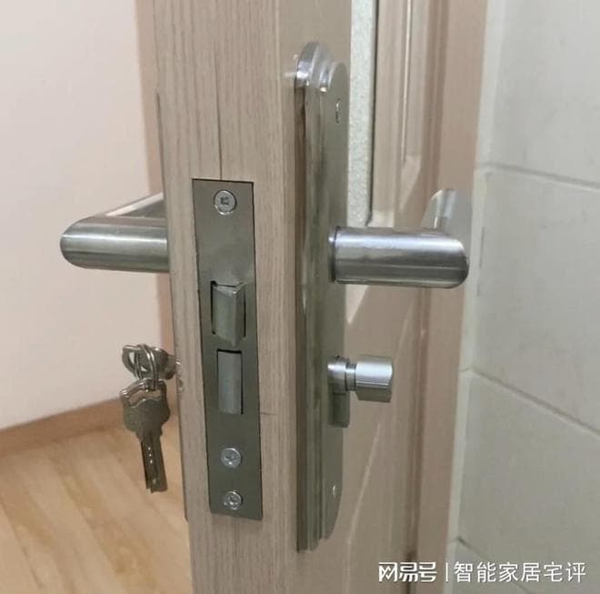 家庭防盗锁选购指南：类型、要点与注意事项全解析