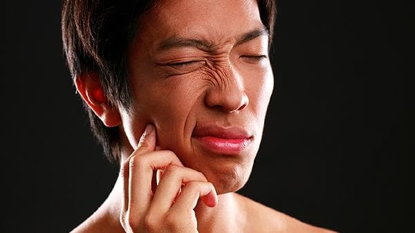 成人牙齿长歪了怎么办？如何矫正
