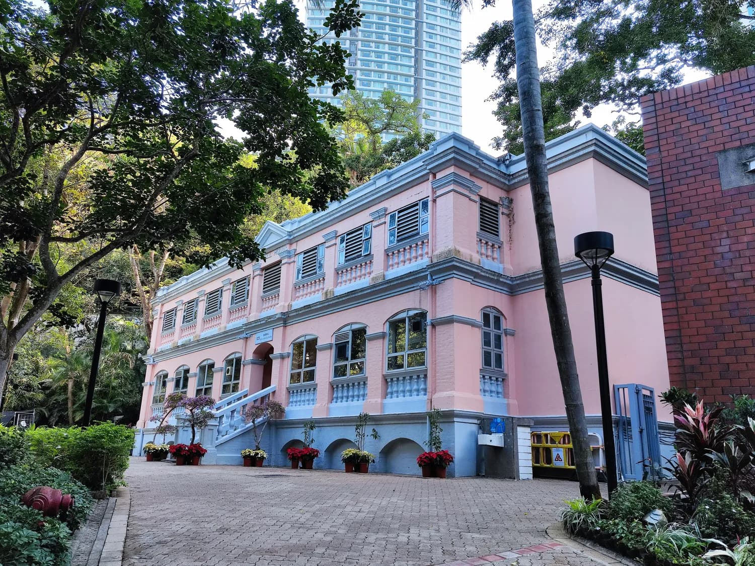 鼓浪屿老建筑保护创新模式：近邻监督让文化遗产焕发新生