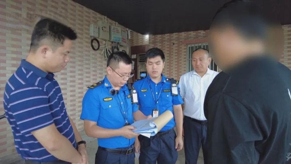 水电费违规加价？“伴随式执法”来了 ！他们全程监督执法