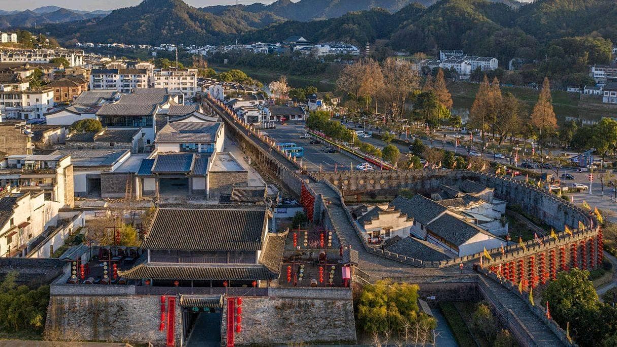 安徽旅游攻略古镇大全，安徽旅游必去十大古镇有哪些？看这里！