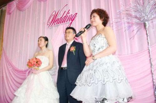 结婚穿黑色合适吗？揭秘婚礼着装禁忌！