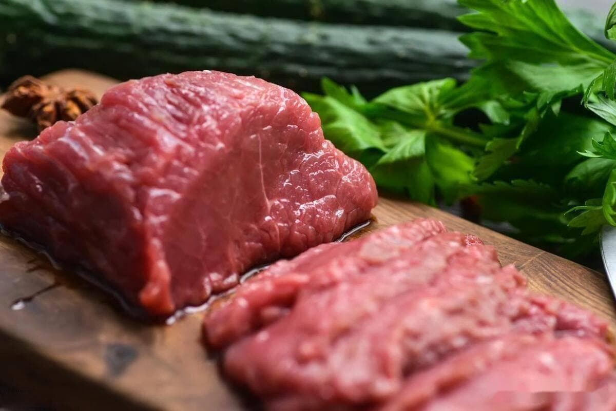 辣椒炒牛肉这样做才好吃：选材、腌制、炒制全攻略