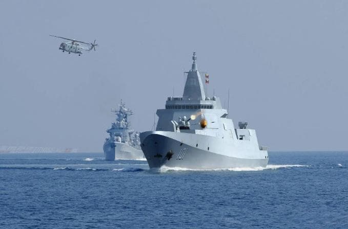 中国055型驱逐舰：弥补短板，升级海上作战实力