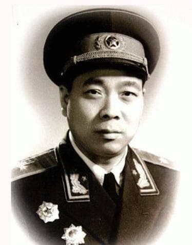 我国最年轻的将军有多年轻？58岁还提枪参加战斗！可惜意外身亡