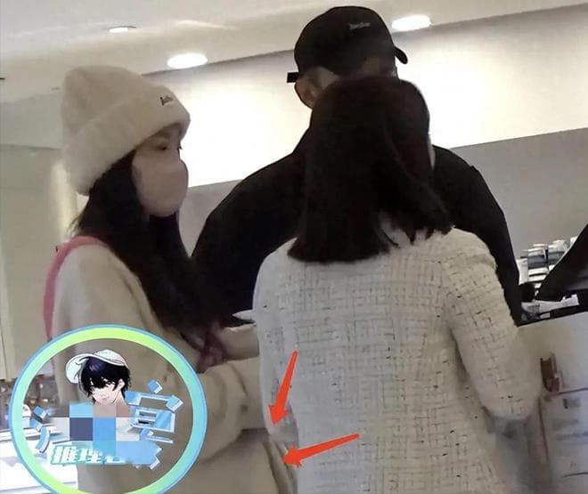狗仔队误报柳岩怀孕，后援会澄清是术后复查