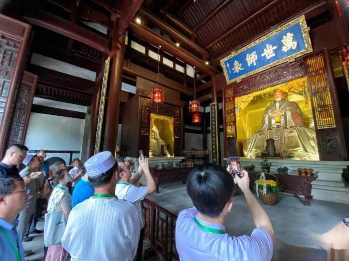学者谈伊斯兰教中国化：要始终坚持与社会主义社会相适应