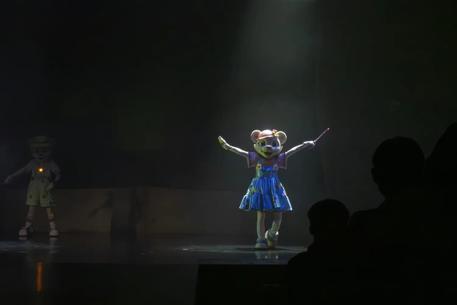 金今导演最新力作：叶罗丽真人版舞台剧来袭！