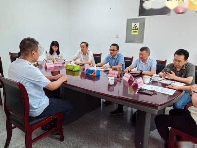 市府副秘书长什么级别？与市直局长相比哪个更高？