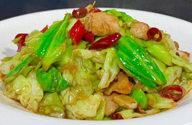 包菜美味秘籍，轻松掌握不出水技巧！
