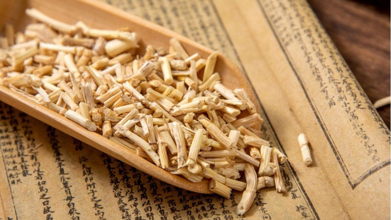 喝中药小便泡沫正常吗