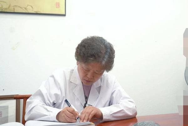 云太医郑州素朴中医院杨小平教授：甲状腺结节的中医辩证论治分享