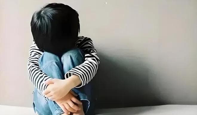 如何鼓励孩子表达自己的情感和需求？4个原因很常见，和父母有关