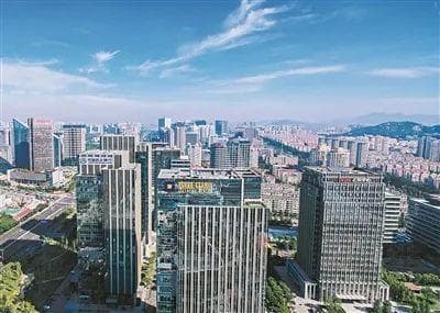 崂山区产融结合激发新动能，新兴产业集群规模破千亿