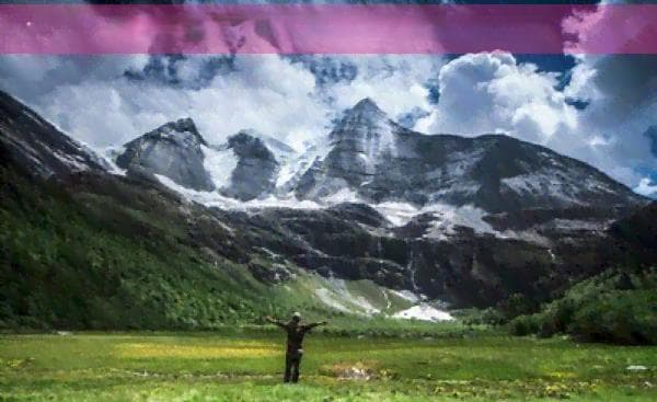 重庆出发 | 探秘稻城亚丁：精选旅游线路与深度体验攻略