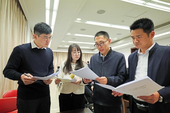 让“民意直通车”更加便捷高效——2025年旁听全国两会工作扫描