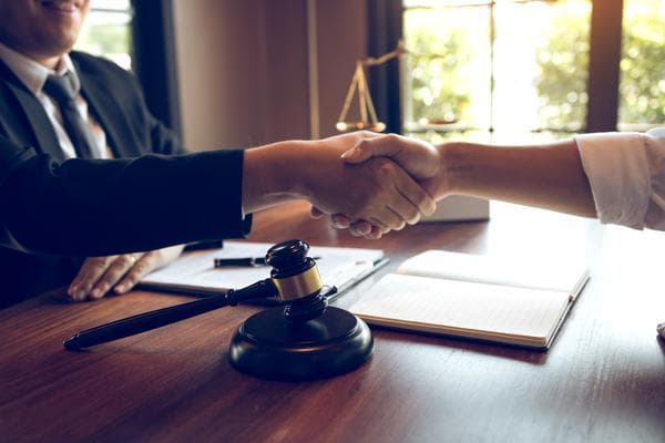 黄静案：网络谣言如何影响司法公正？