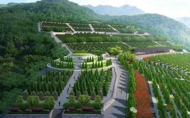 “新坟三年不立碑，立碑不出三代人”：解读中国民间传统习俗