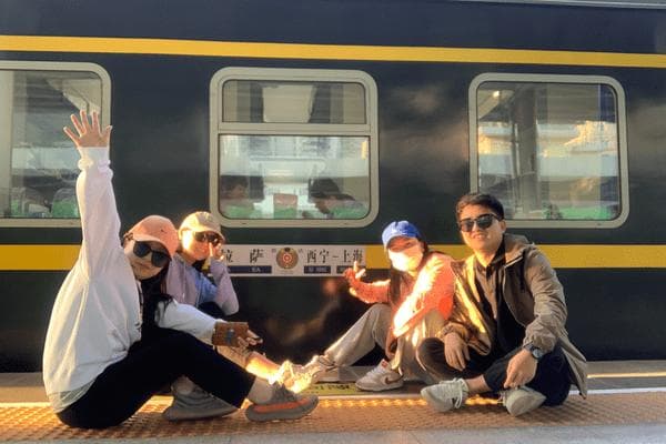 进藏前需要准备些什么？详细的西藏旅游必备物品清单。