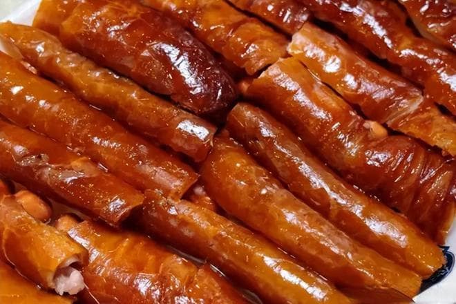 一文详解脆皮大肠：6步做出外酥里嫩的传统美味