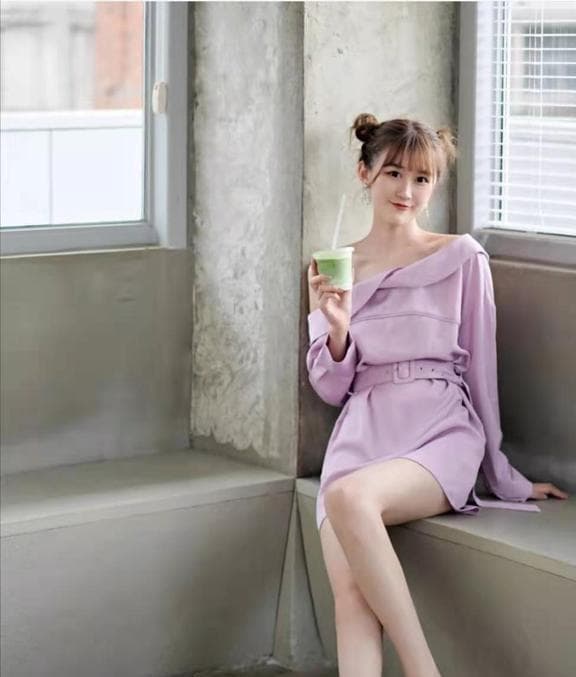 紫色连衣裙搭配指南：8个时尚达人的搭配示范