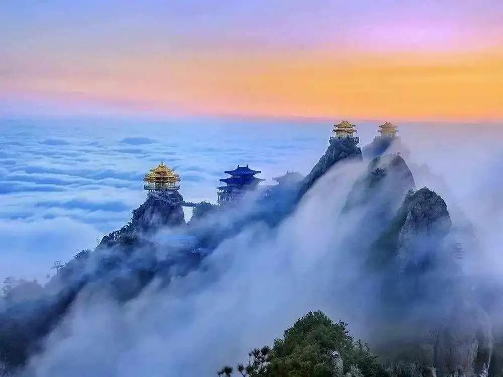 河南省境内公认的十大名山，第一名不是老君山，也不是云台山